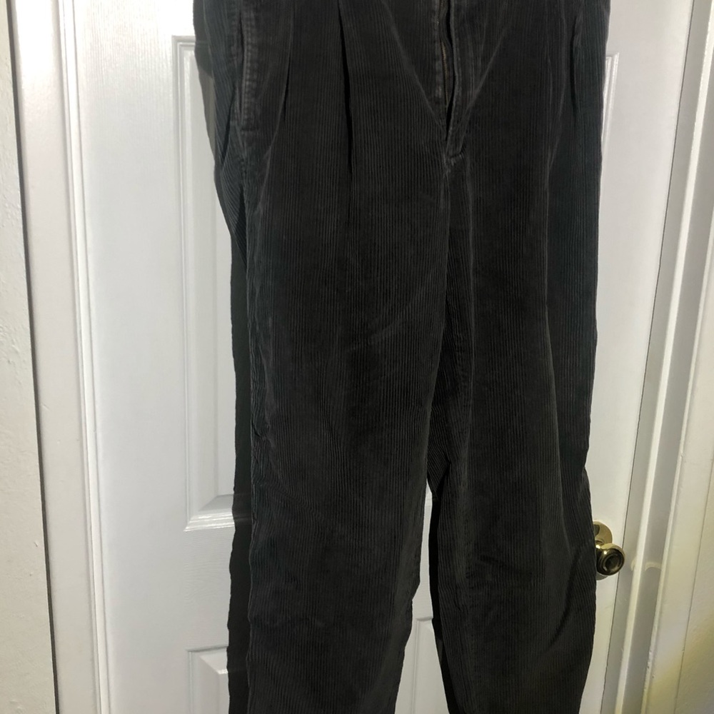Docker’s Corduroy Pants - Picture 4 of 7